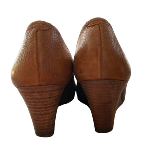 Tory Burch Natalya Pebbled Leather Saddle Brown Pumps Wedges - Picture 9 of 10
